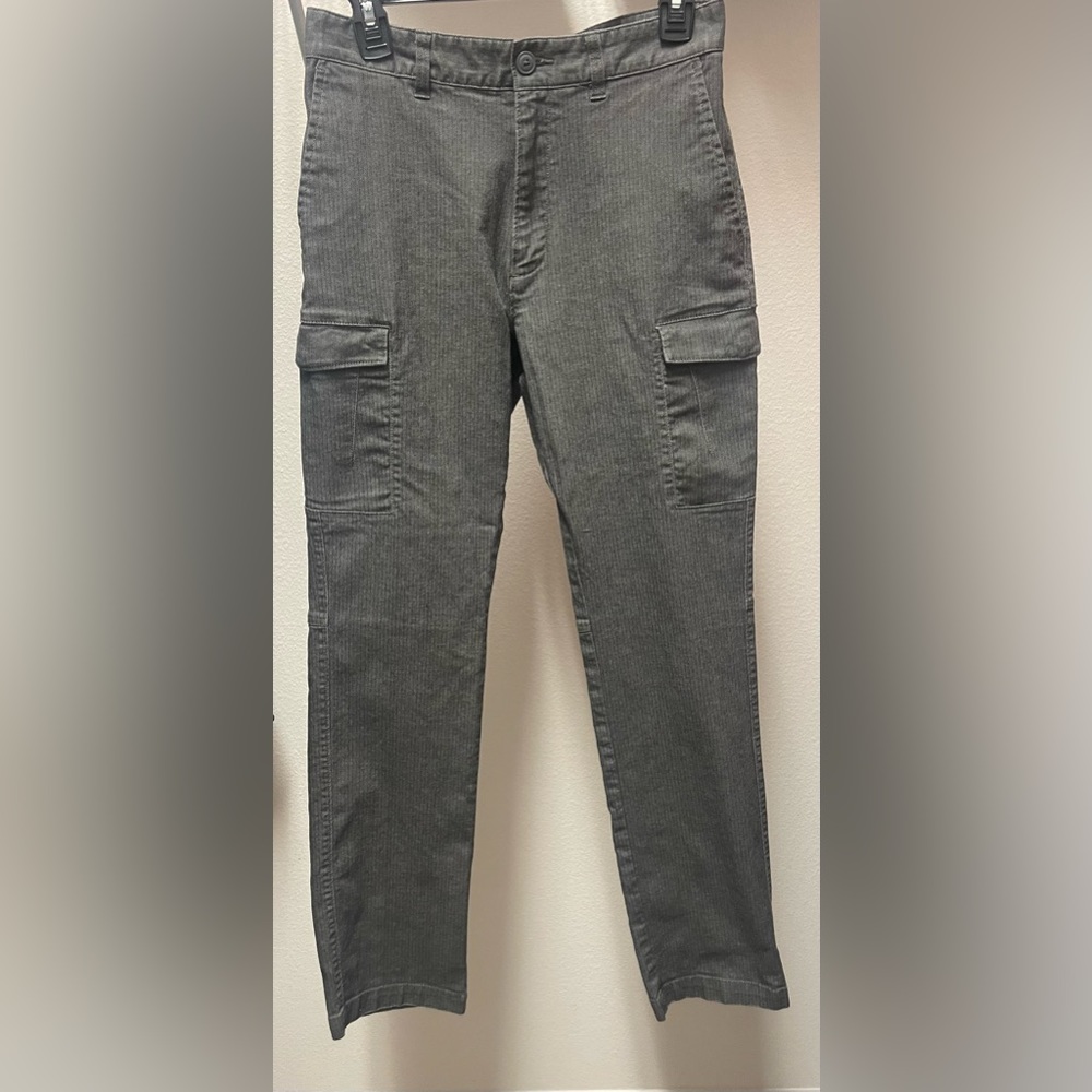 GOODFELLOW Mens 32 x 32 Gray Slim Cargo Style Jeans Used in good condition